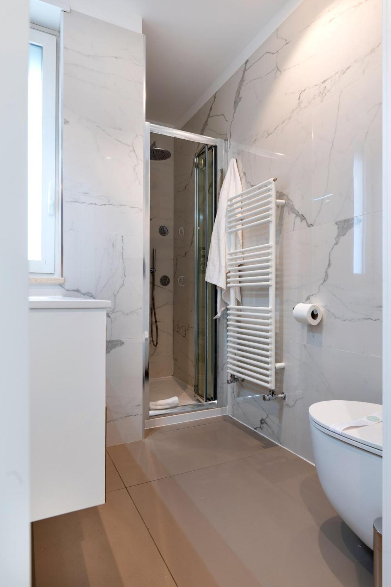 Exclusive Deluxe Apt Up To 6 People & Heated Tub Polignano a Mare Exterior photo